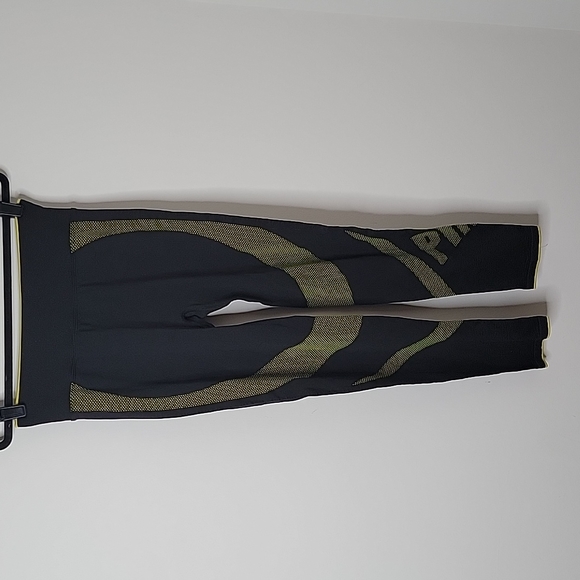 PINK Victoria's Secret Pants - Victoria's Secret PINK active seamless workout tights